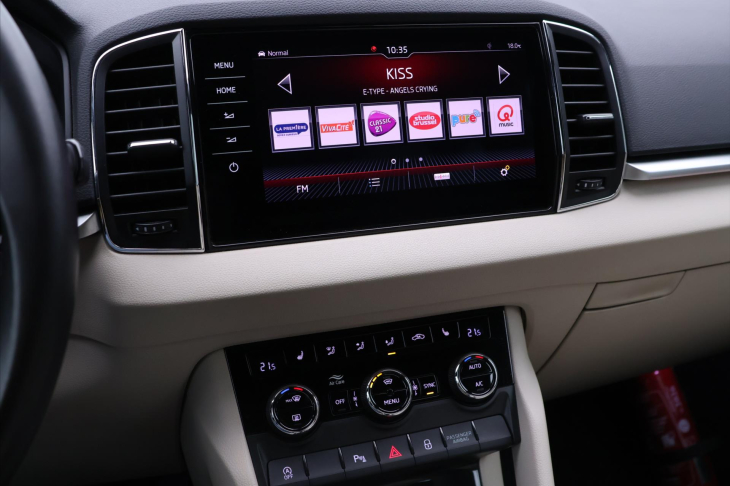 Škoda Karoq 1,5 TSI 110kW DSG STYLE Kůže