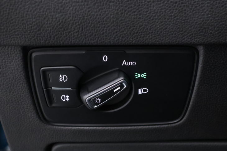 Volkswagen Passat 2,0 TDI 110kW DSG Matrix DPH