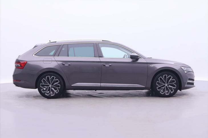 Škoda Superb 2,0 TDI 147kW L&K LED DSG CZ