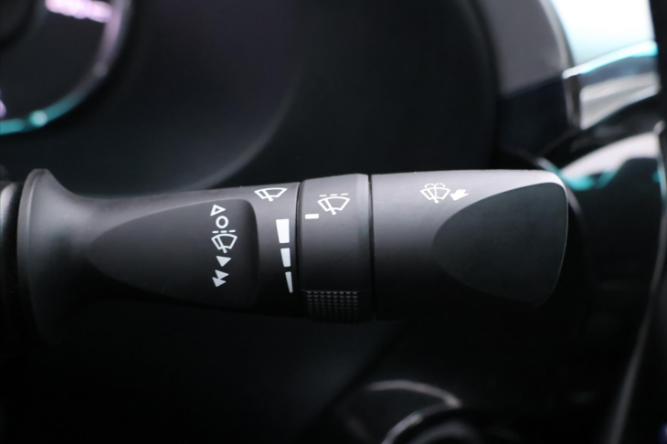 Toyota Hilux 2,8 D-4D 150kW Executive DPH