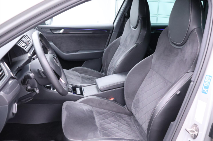 Škoda Superb 2,0 TDI 140 kW Sportline DSG