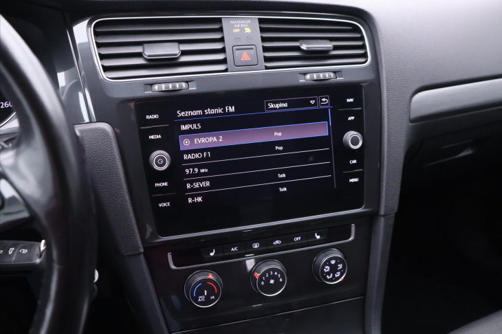 Volkswagen Golf 2,0 TDI 110kW DSG 1.Maj. DPH