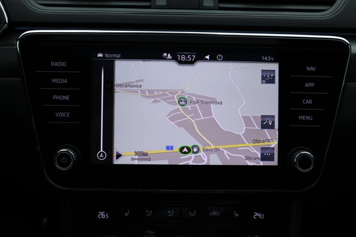 Škoda Superb 2,0 TDI 110kW SportLine Combi DSG