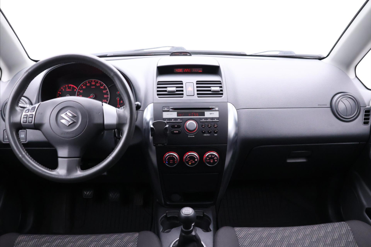 Suzuki SX4 1,6 i 79kW CZ Klima Serv.Kniha