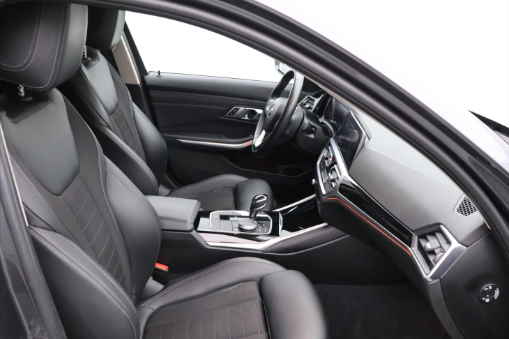 BMW Řada 3 2,0 320d 140kW xDrive 1.Maj.