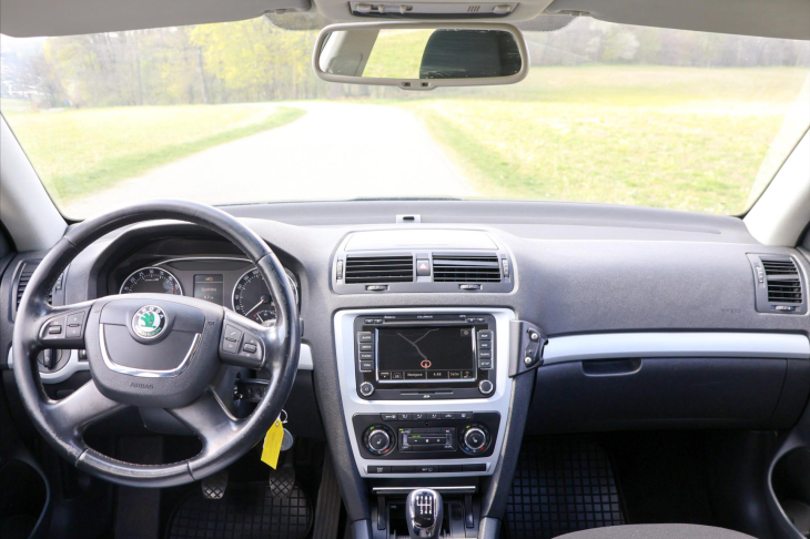 Škoda Octavia 2,0 TDI 103kW Klima Navi STK