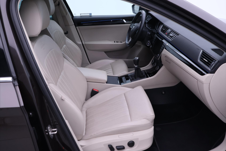 Škoda Superb 2,0 TDI 110kW L&K CZ