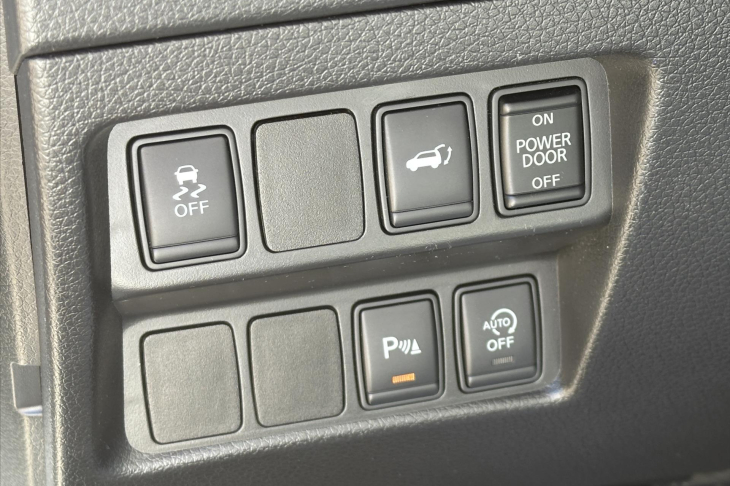 Nissan X-Trail 1,6 dCi 96kw 4WD Kůže Panorama