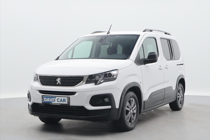 Peugeot Rifter 1,5 HDi 130k Allure tažné DPH