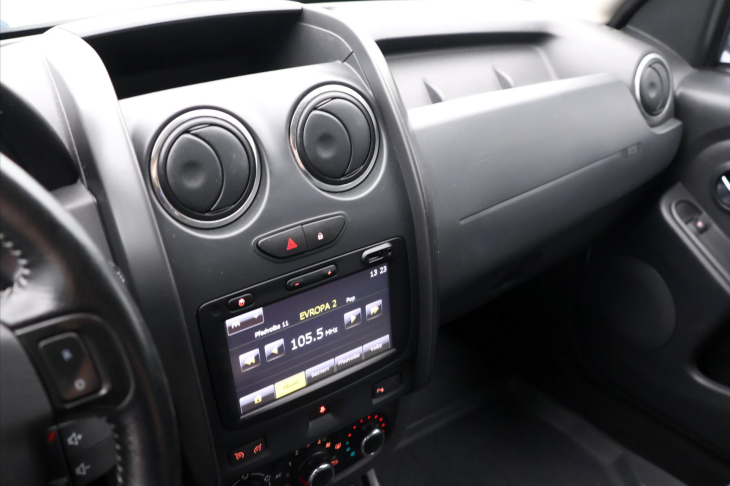 Dacia Duster 1.2 TCe 92kW Prestige Tažné