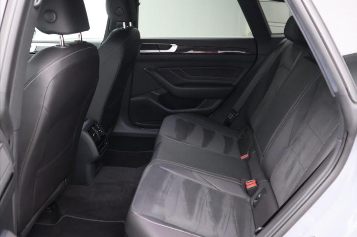 Volkswagen Arteon 2,0 TDI  DSG R-line SB CZ DPH