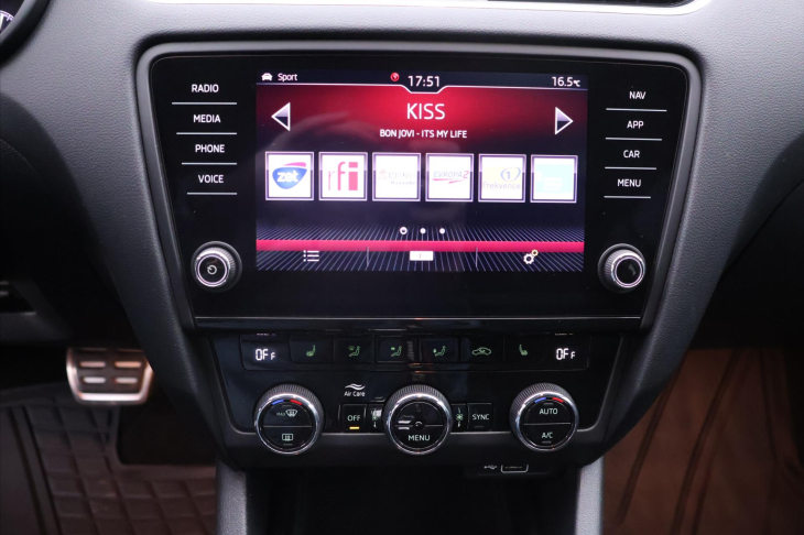 Škoda Octavia 2,0 TSI RS 245 DSG CZ LED DPH