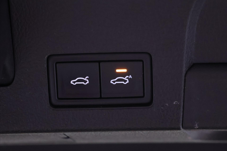 Volkswagen Arteon 2,0 TSI 206kW DSG 4M R-Line