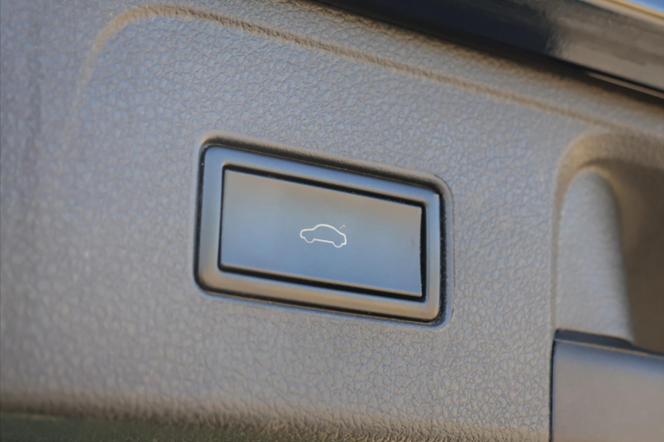 Volkswagen Passat 2,0 TDI 110kW DSG Elegance