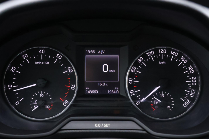 Škoda Octavia 1,4 TSI 103kW Elegance Xenon