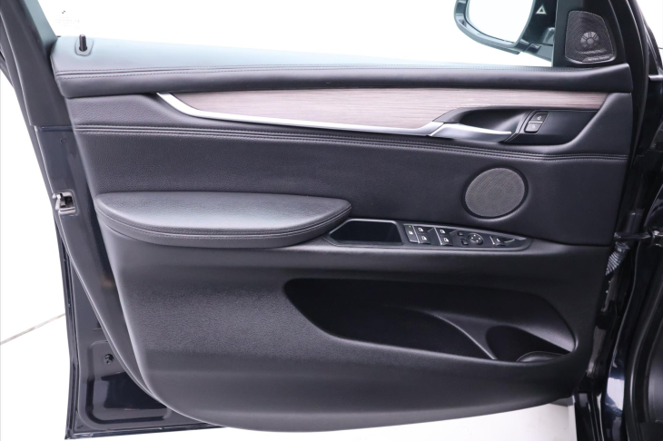 BMW X5 3,0 40d xDrive M Paket CZ DPH