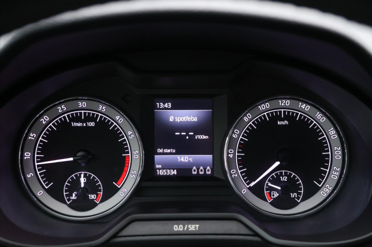 Škoda Octavia 2,0 TDI 110kW Style Webasto CZ