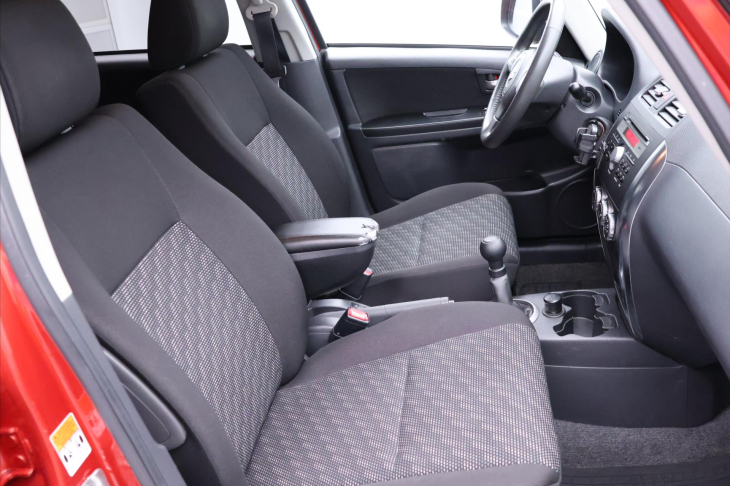 Suzuki SX4 1,6 i 79kW CZ Klima Serv.Kniha