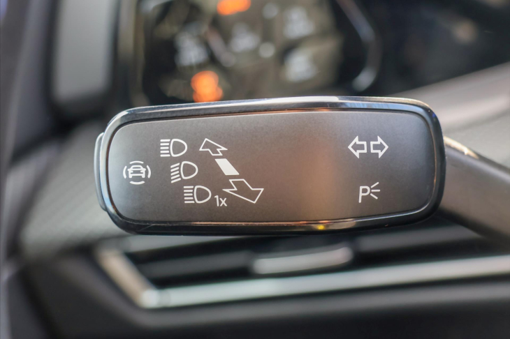 Volkswagen Golf 2,0 235kW 4Motion CZ záruka