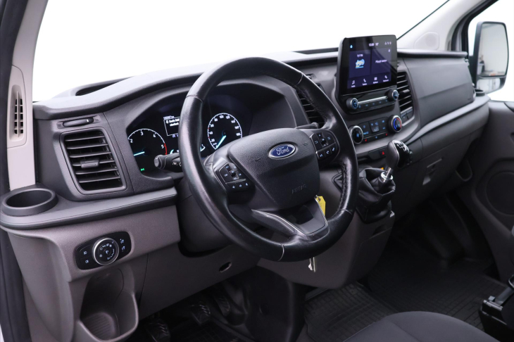 Ford Transit Custom 2,0 TDCI 96kW CZ 5-Míst DPH