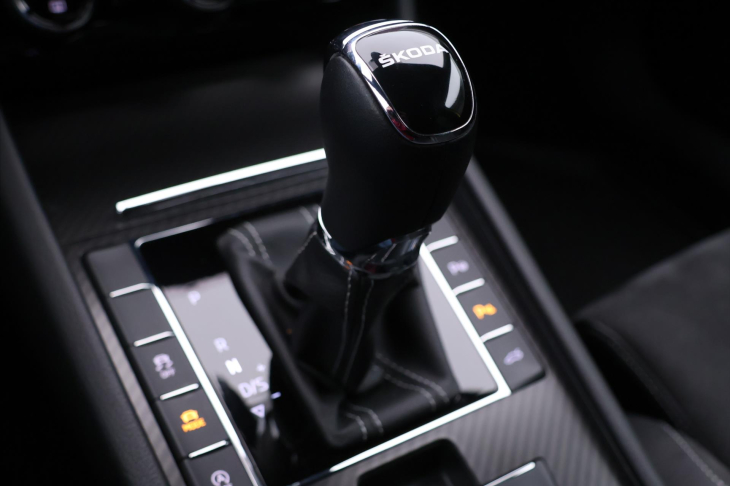 Škoda Superb 2,0 TDI 147kW DSG Sportline DPH