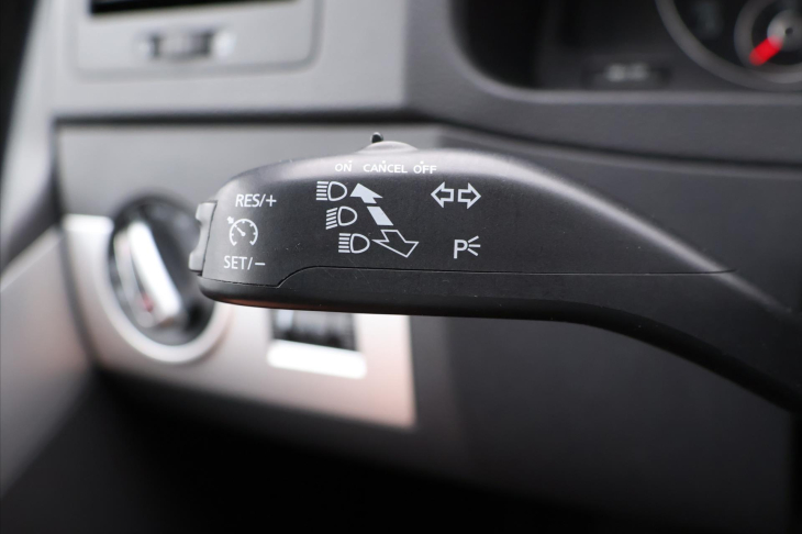 Volkswagen Multivan 2,0 TDI 103kW Highline Tažné