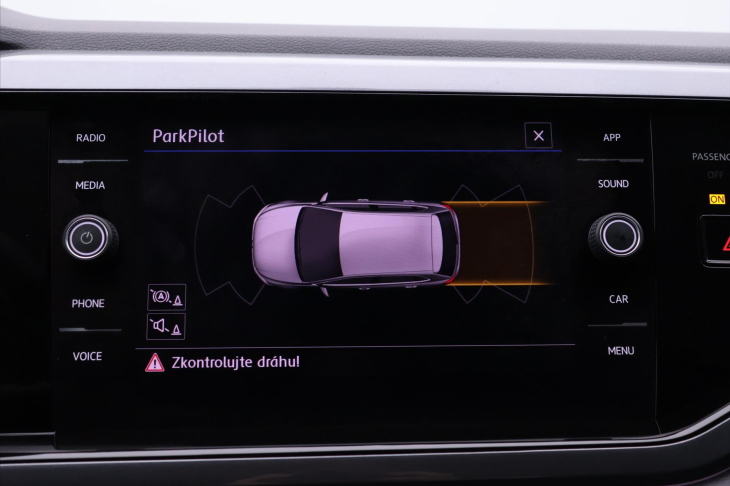 Volkswagen Polo 1,0 TSI 85kW Highline 1.Maj CZ