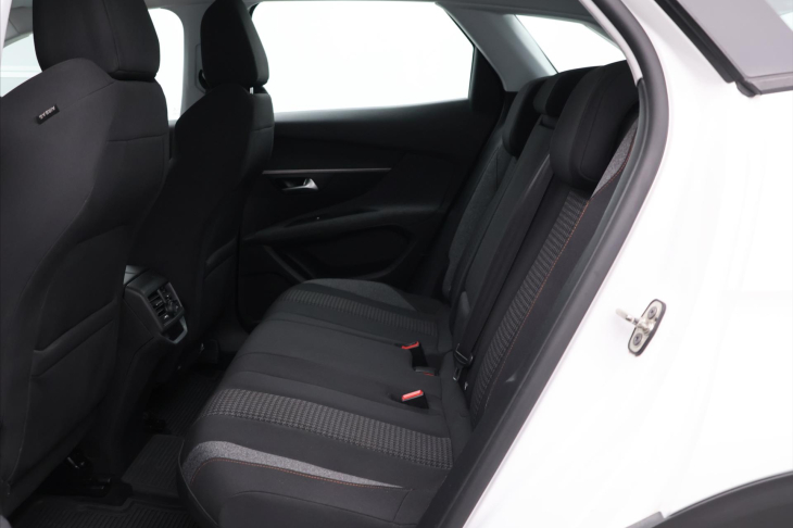 Peugeot 3008 1.2 PureTech 96kW CZ DPH