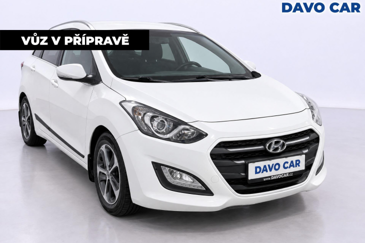 Hyundai i30 1,6 GDI 99kW Weekend Serv.Kniha