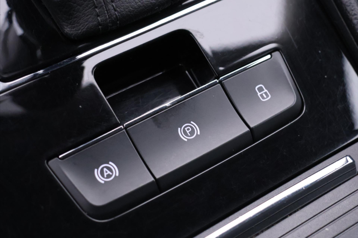 Škoda Superb 2,0 TDI 110kW Ambition CZ