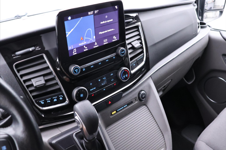 Ford Tourneo Custom 2,0 TDCi 136kW Aut. 8-Míst