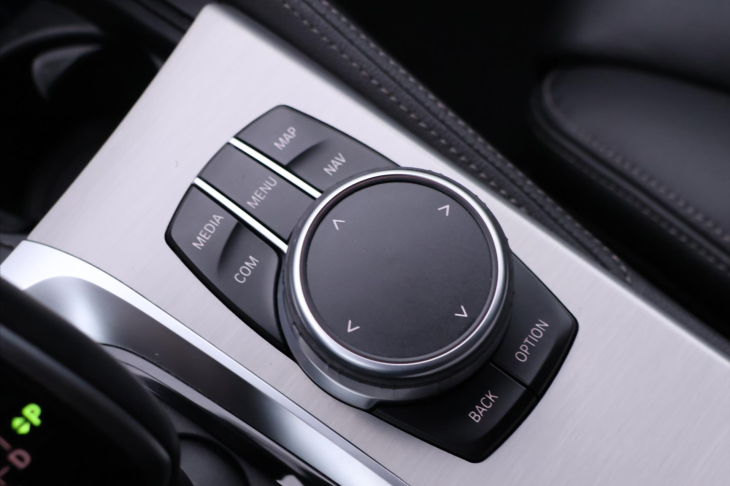 BMW Řada 5 2,0 530e xDrive 135kW CZ DPH