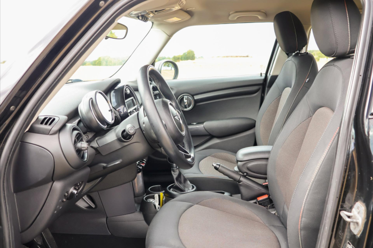 Mini One 1,5 D Salt Business 1.Maj.