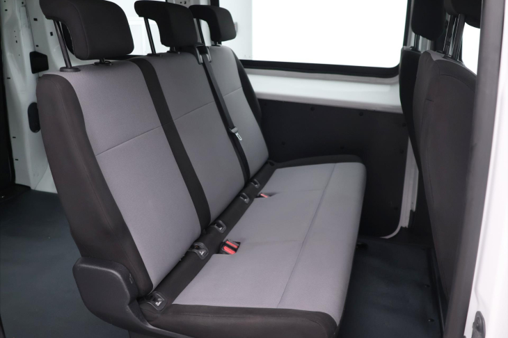 Peugeot Traveller 2.0 BlueHDI 110kW 5-Míst L2