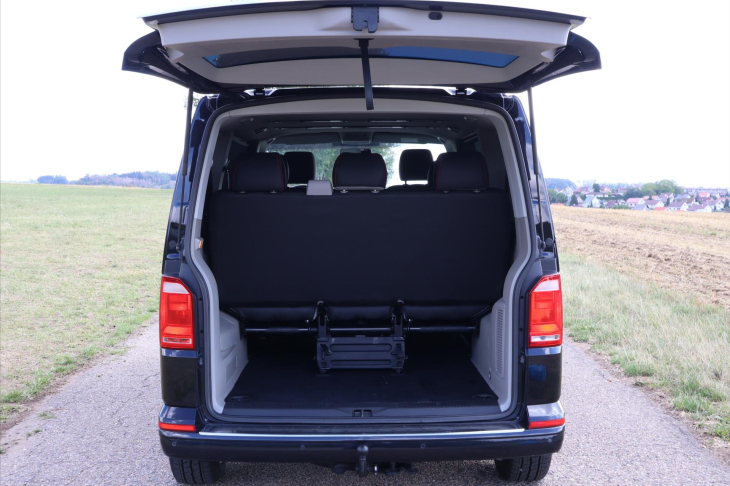 Volkswagen Caravelle 2,0 TDI 150kW DSG 8Míst Comfort