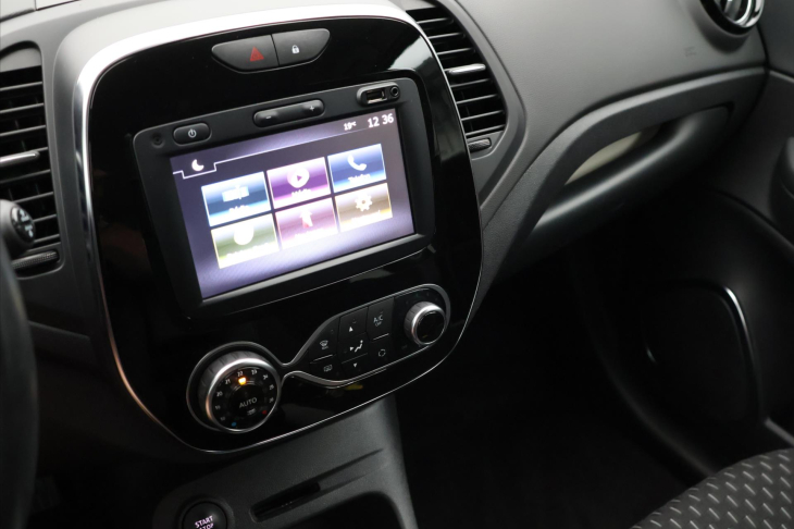 Renault Captur 1,3 TCe 96kW Intens LED Navi
