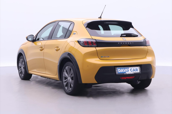 Peugeot 208 e-Allure 100kW DPH Elektro