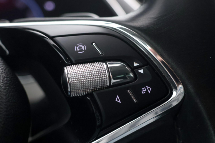 Škoda Superb 2,0 TDI 110kW Style DSG LED CZ