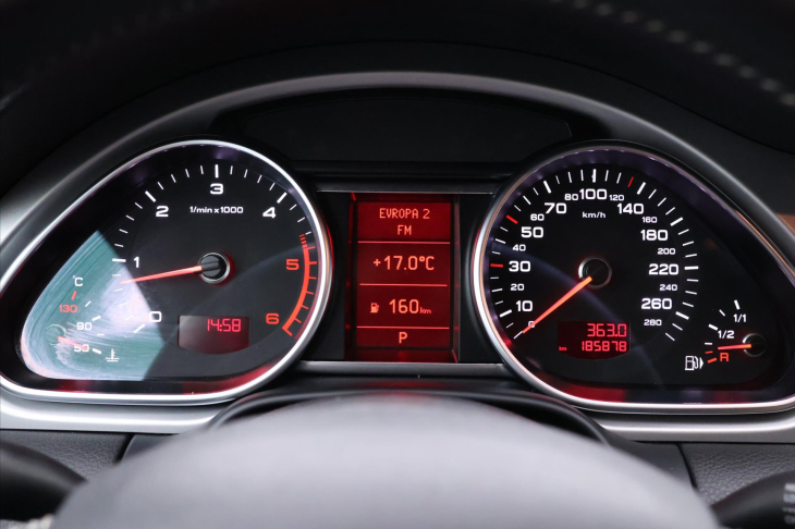Audi Q7 3,0 TDI 176kW Quattro CZ