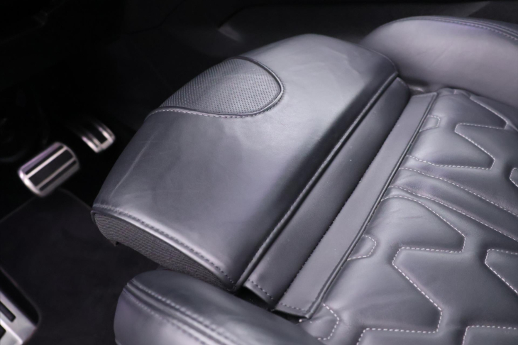 Peugeot 3008 1,6 PureTech 133kW Automat GT