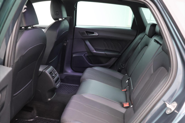 Cupra Leon 2,0 TSI 140 kW DSG ST CZ