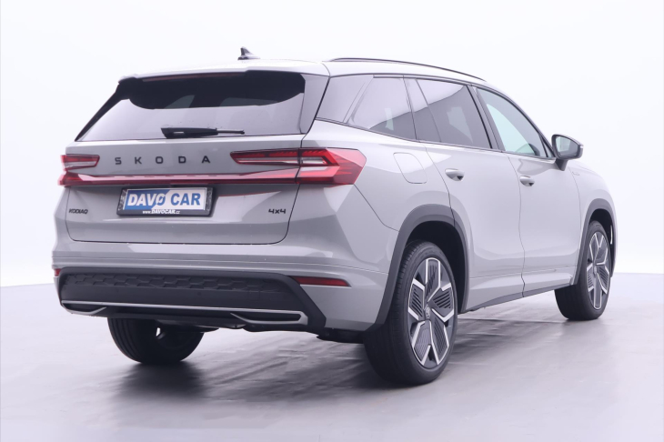 Škoda Kodiaq 2,0 TDI DSG 4x4 Sportline 7-Míst