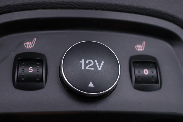 Ford Focus 1,6 TDCi 70kW Klimatizace CZ