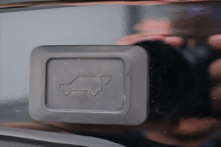 Toyota RAV4 2,5 Hybrid Black Edition 4WD e-CVT