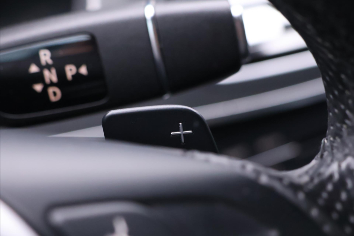 Mercedes-Benz Třídy E 3,0 350d 190kW 4Matic 1.Maj.