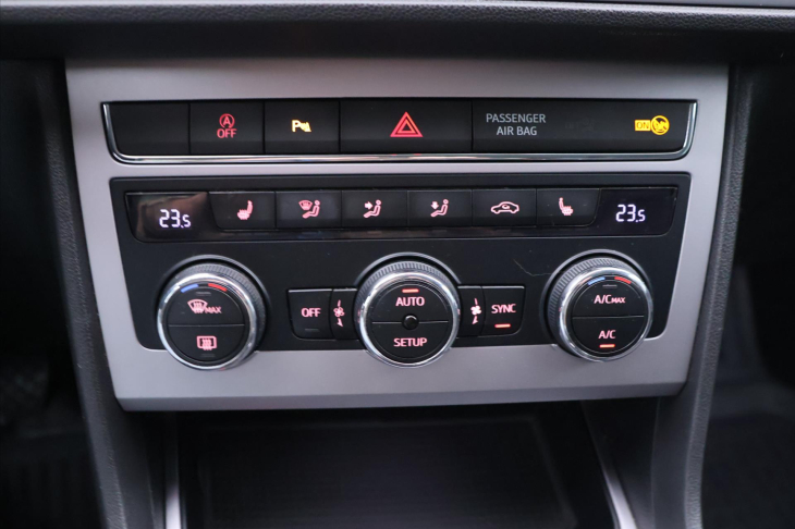 Seat Leon 1,4 TSI 92kW Xcellence CZ DPH