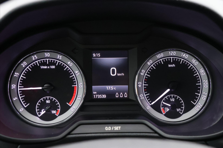 Škoda Octavia 1,6 TDI CZ Style LED Kessy
