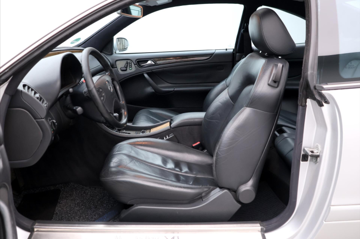 Mercedes-Benz CLK 5.4 i 255kW 55 AMG Aut.