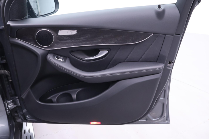 Mercedes-Benz GLC 2,0 300d 180kW 4Matic