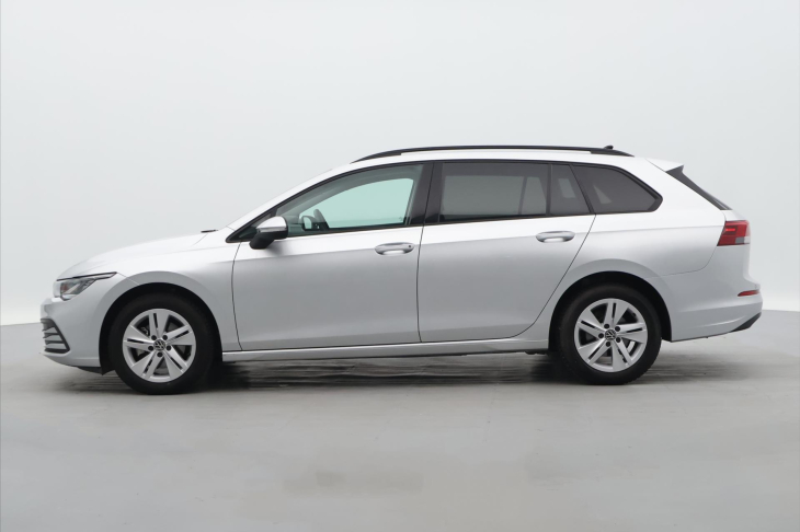 Volkswagen Golf 1,5 TSI 96kW CZ Life 1.Maj DPH
